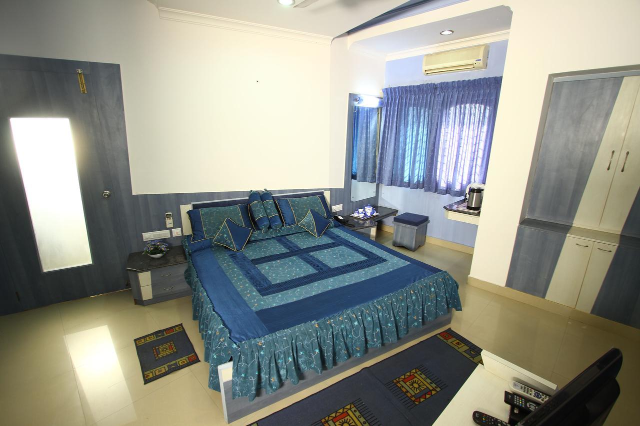 Sea Queen Hotel Кожикоде Экстерьер фото