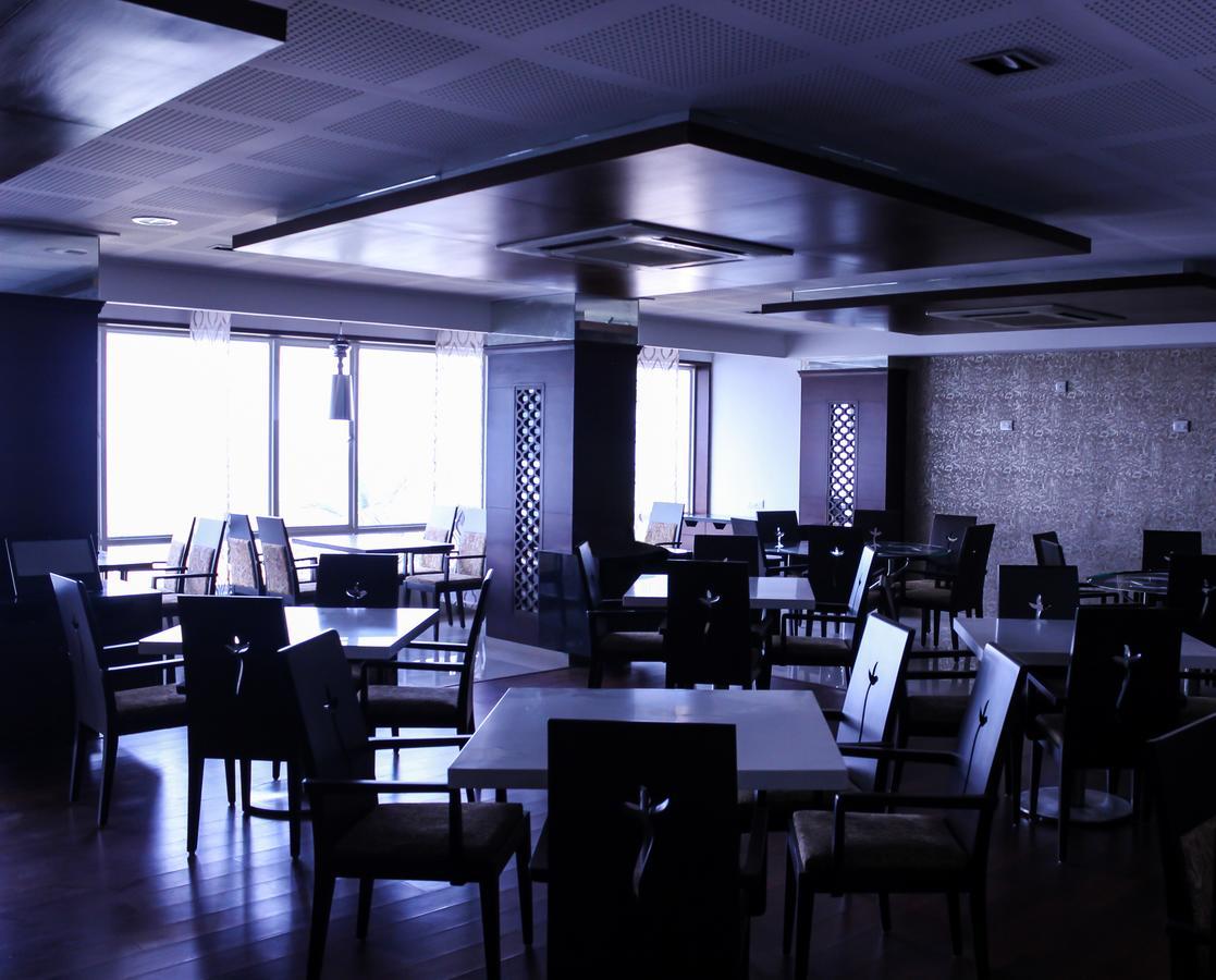 Sea Queen Hotel Кожикоде Экстерьер фото
